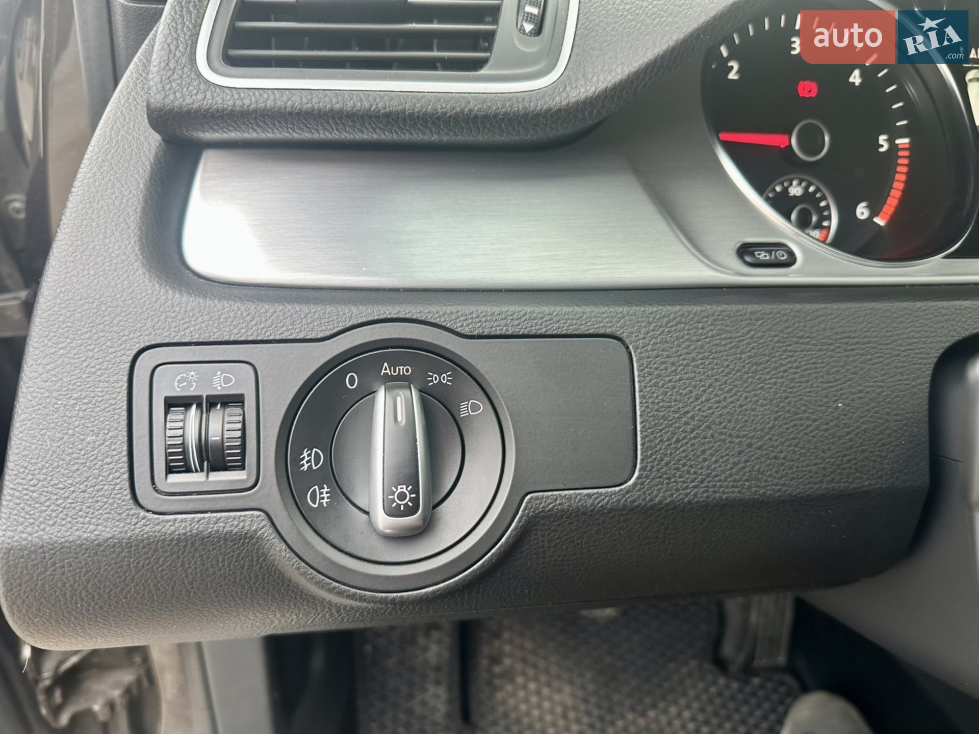 2014 Volkswagen Passat - мініатюра 16