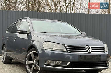 Универсал Volkswagen Passat 2012 в Львове