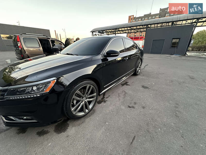 Седан Volkswagen Passat 2016 в 
