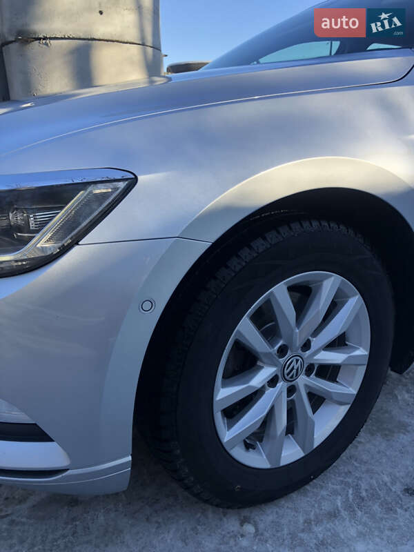Універсал Volkswagen Passat 2019 в Луцьку