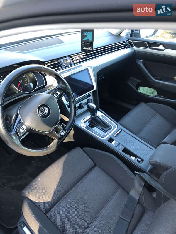 Універсал Volkswagen Passat 2019 в Луцьку