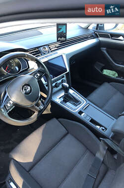 Универсал Volkswagen Passat 2019 в 