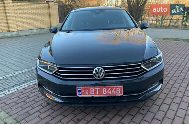 Универсал Volkswagen Passat 2017 в Стрые