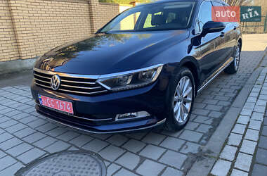 Универсал Volkswagen Passat 2017 в Стрые