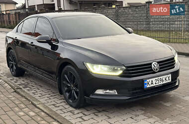 Седан Volkswagen Passat 2014 в Рівному