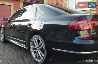 Седан Volkswagen Passat 2016 в 