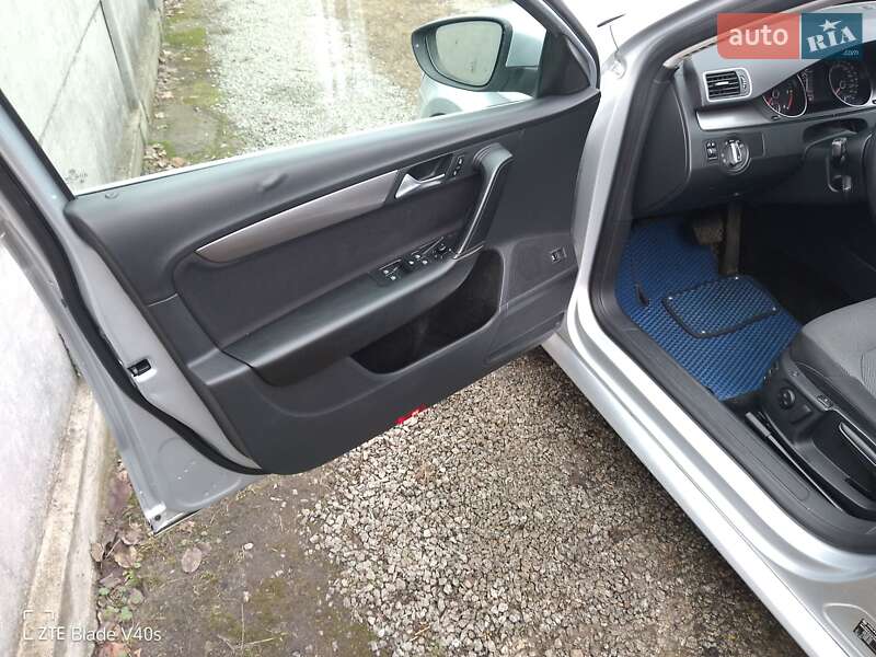 Универсал Volkswagen Passat 2012 в Бабинцам фото 9 Универсал Volkswagen Passat 2012 в Бабинцам