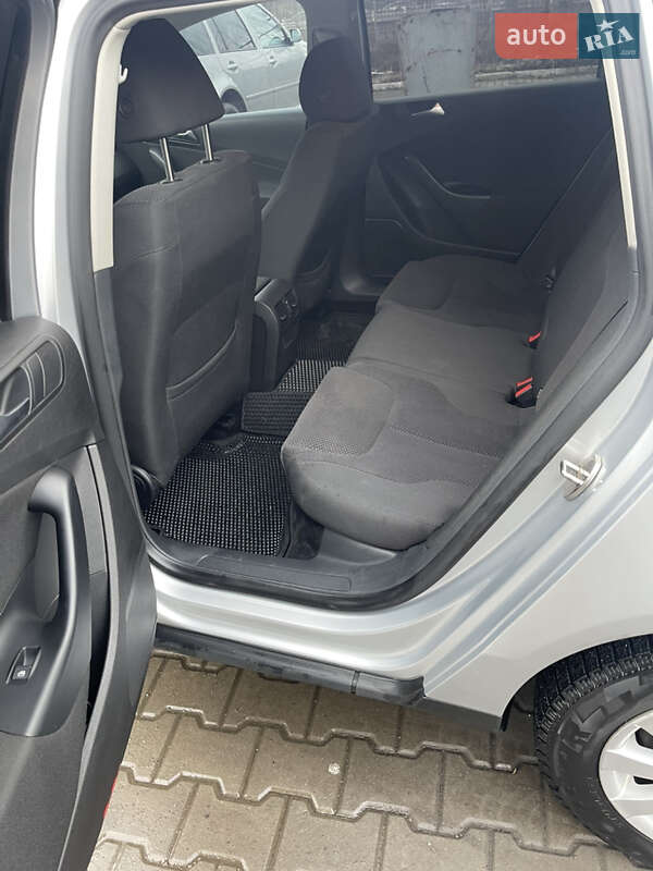 Универсал Volkswagen Passat 2009 в Луцке