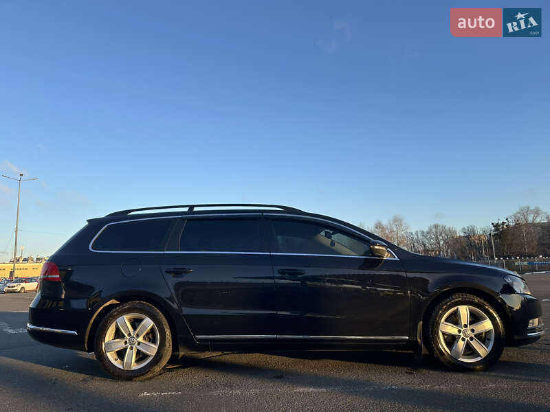 Универсал Volkswagen Passat 2011 в Киеве