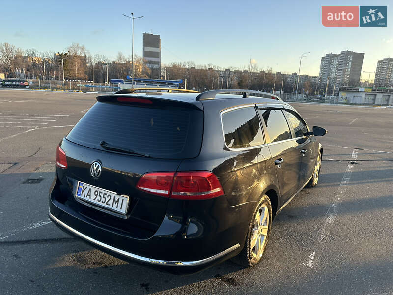 Универсал Volkswagen Passat 2011 в Киеве