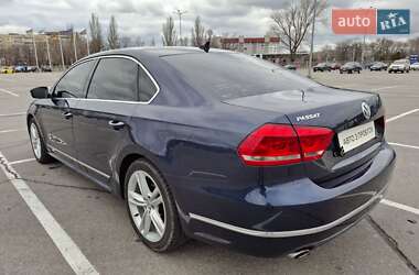 Седан Volkswagen Passat 2013 в Дніпрі