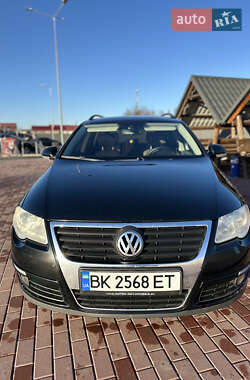 Універсал Volkswagen Passat 2008 в Сарнах