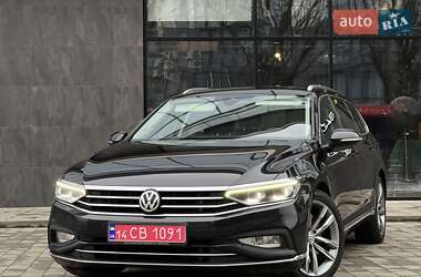 Універсал Volkswagen Passat 2019 в Ужгороді