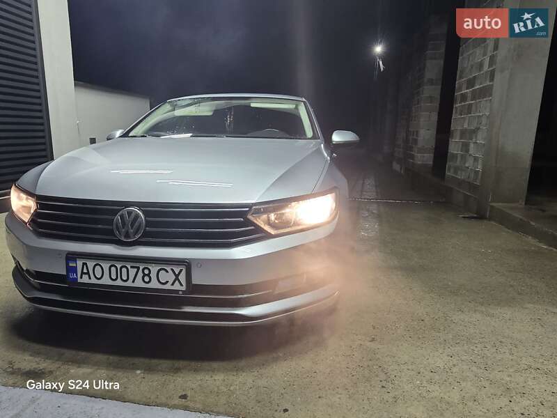 Седан Volkswagen Passat 2016 в Виноградове