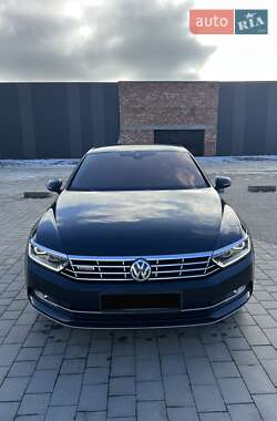 Седан Volkswagen Passat 2018 в 