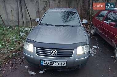 Седан Volkswagen Passat 2004 в Ужгороді