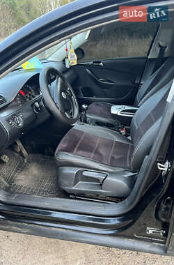 Седан Volkswagen Passat 2007 в 