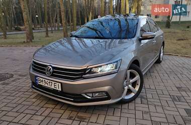 Седан Volkswagen Passat 2016 в Сумах