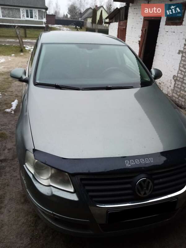 Volkswagen Passat 2005 Volkswagen Passat 2005