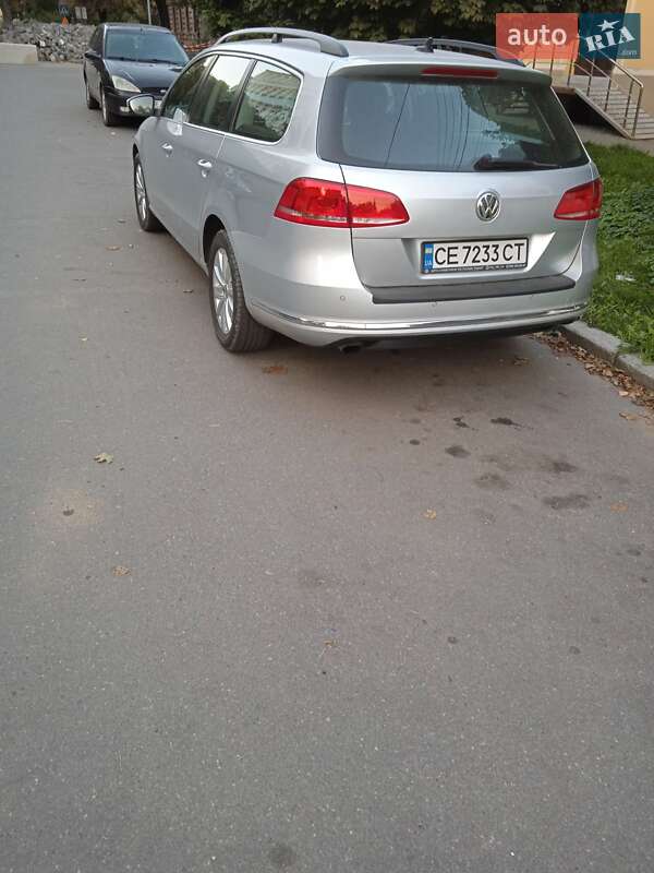 Универсал Volkswagen Passat 2012 в Черновцах