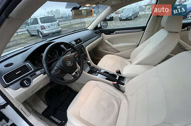 Седан Volkswagen Passat 2014 в Киеве