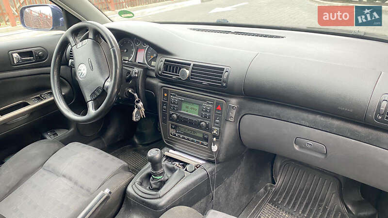 Універсал Volkswagen Passat 2004 в Києві