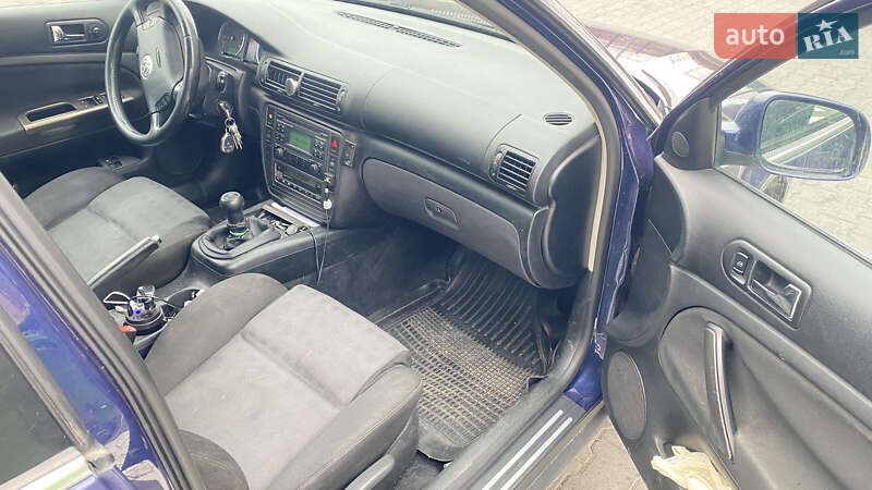 Універсал Volkswagen Passat 2004 в Києві