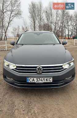 Універсал Volkswagen Passat 2019 в Черкасах