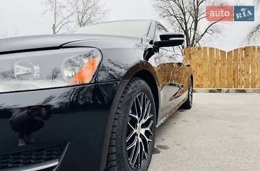 Седан Volkswagen Passat 2014 в 