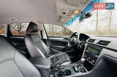 Седан Volkswagen Passat 2014 в 