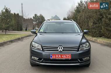 Универсал Volkswagen Passat 2012 в Ровно