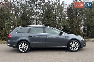 Универсал Volkswagen Passat 2012 в Ровно