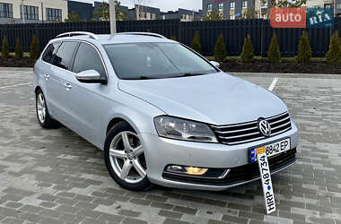 Універсал Volkswagen Passat 2013 в Тернополі