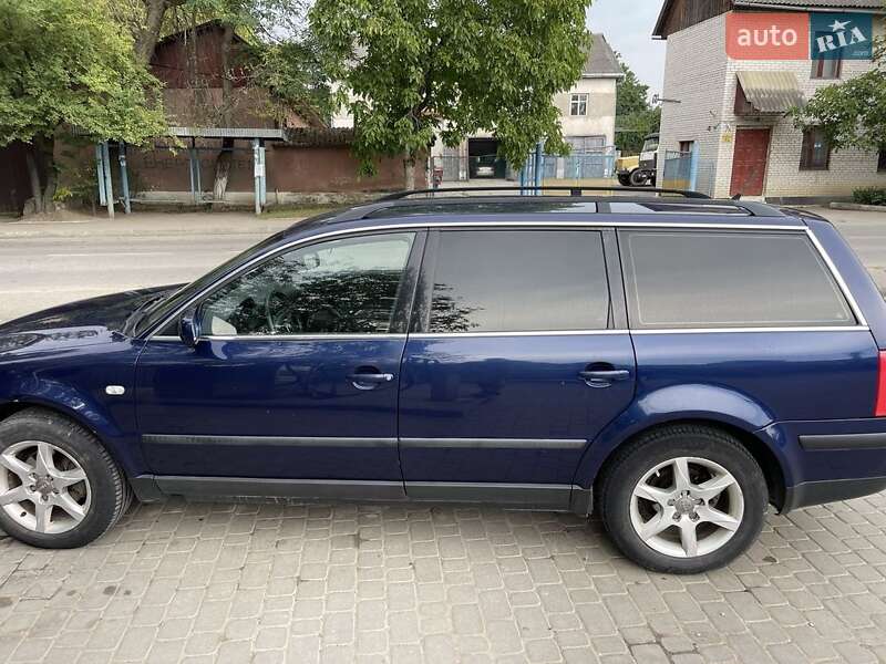 Универсал Volkswagen Passat 2001 в Ивано-Франковске