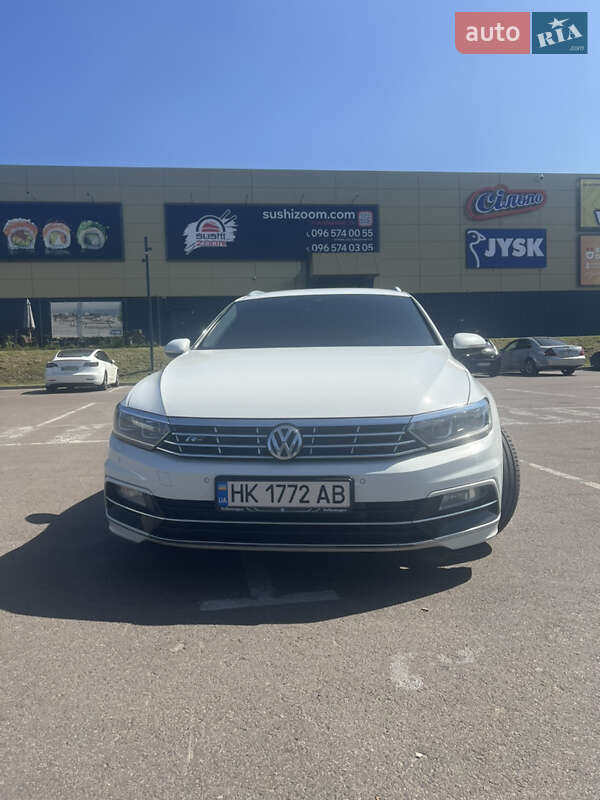 Універсал Volkswagen Passat 2019 в Рівному
