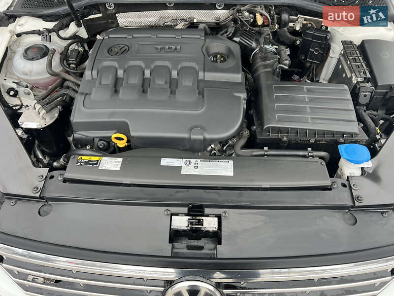 Універсал Volkswagen Passat 2019 в Рівному