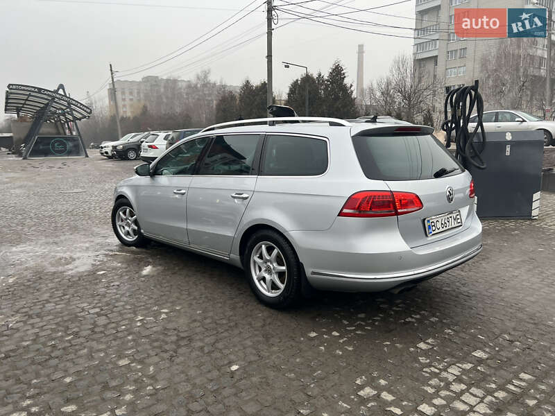Універсал Volkswagen Passat 2011 в Львові