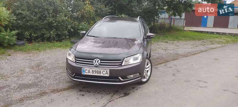Універсал Volkswagen Passat 2011 в Тальному
