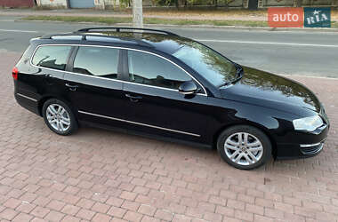 Универсал Volkswagen Passat 2009 в Киеве