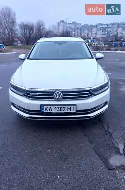 Універсал Volkswagen Passat 2018 в Києві