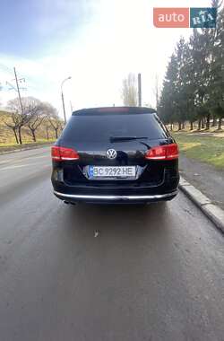 Універсал Volkswagen Passat 2011 в Кам'янці-Бузькій