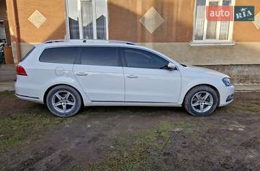 Універсал Volkswagen Passat 2011 в Львові