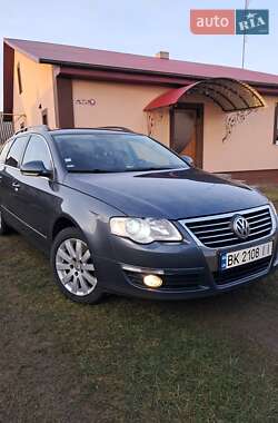 Универсал Volkswagen Passat 2010 в Радивилове