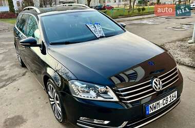 Універсал Volkswagen Passat 2011 в Калуші