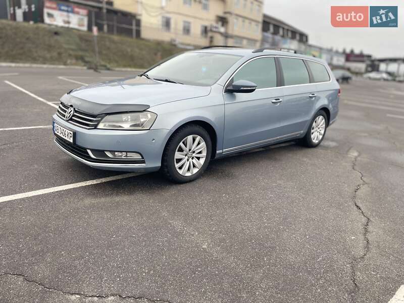 Volkswagen Passat 2011