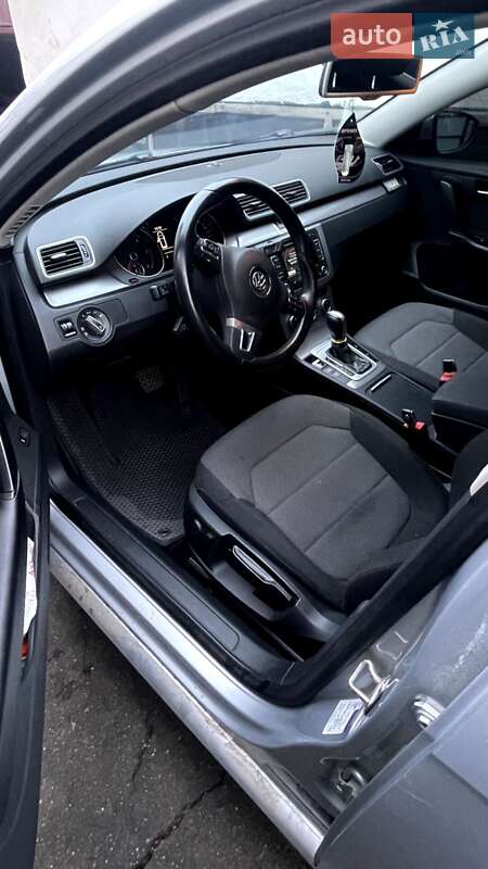 Универсал Volkswagen Passat 2013 в Виннице