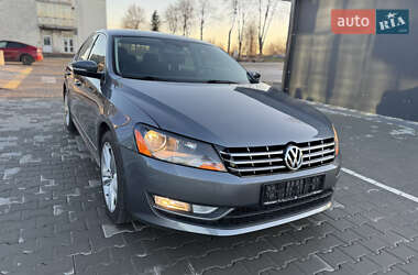 Седан Volkswagen Passat 2014 в Вінниці