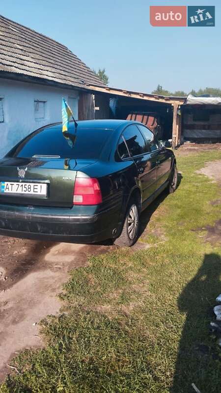 Седан Volkswagen Passat 1997 в  фото Седан Volkswagen Passat 1997 в