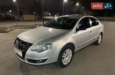 Седан Volkswagen Passat 2008 в Дніпрі