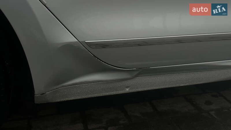 Седан Volkswagen Passat 2014 в Ивано-Франковске